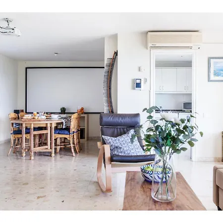 Ocean Views With Large Garden In Shared Swimming Pools Ref Mrhas * Sant Pol De Mar